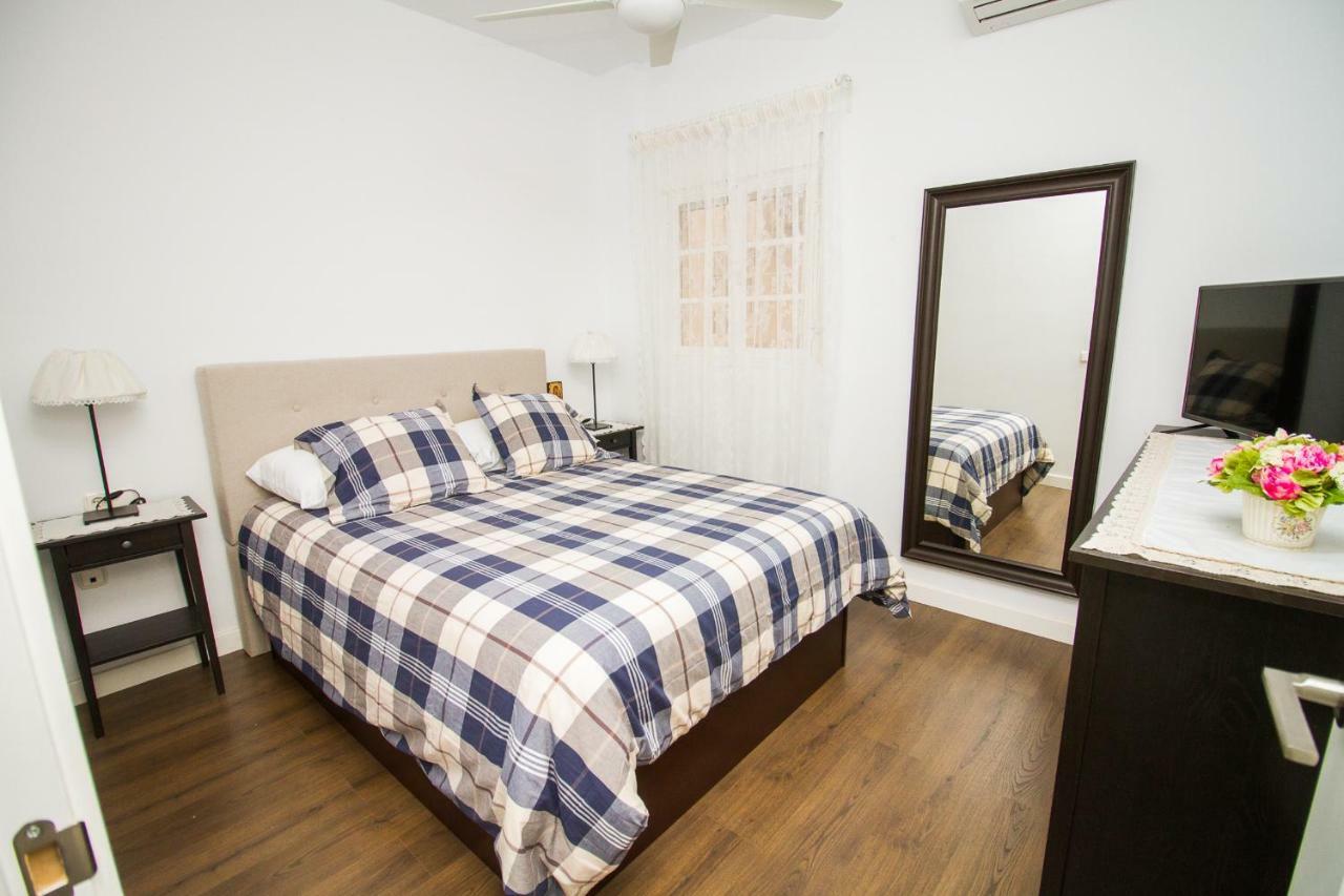 Good Vibes Centro Historico Apartment Малага Екстериор снимка